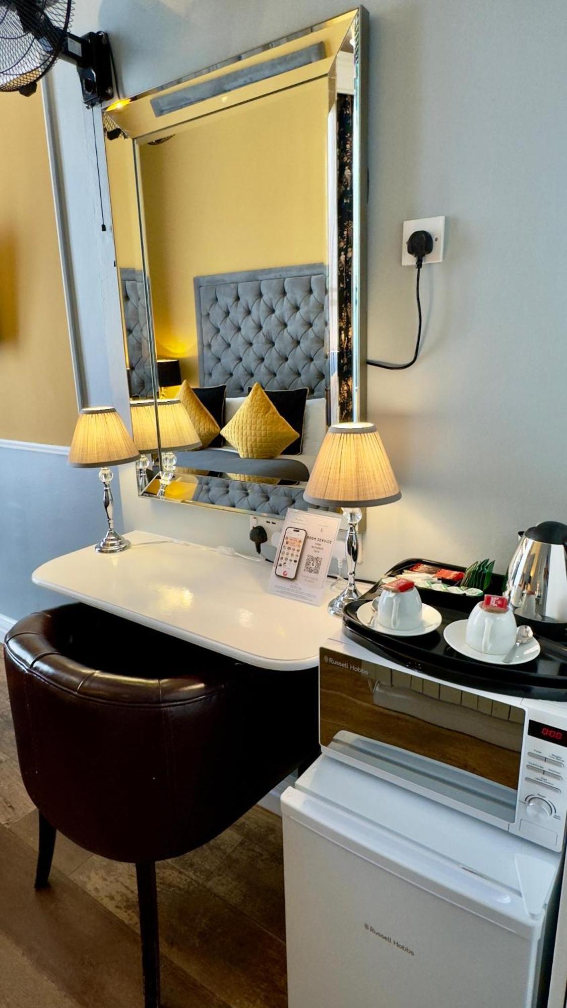 Piccolino Hyde Park Hotel Лондон Экстерьер фото