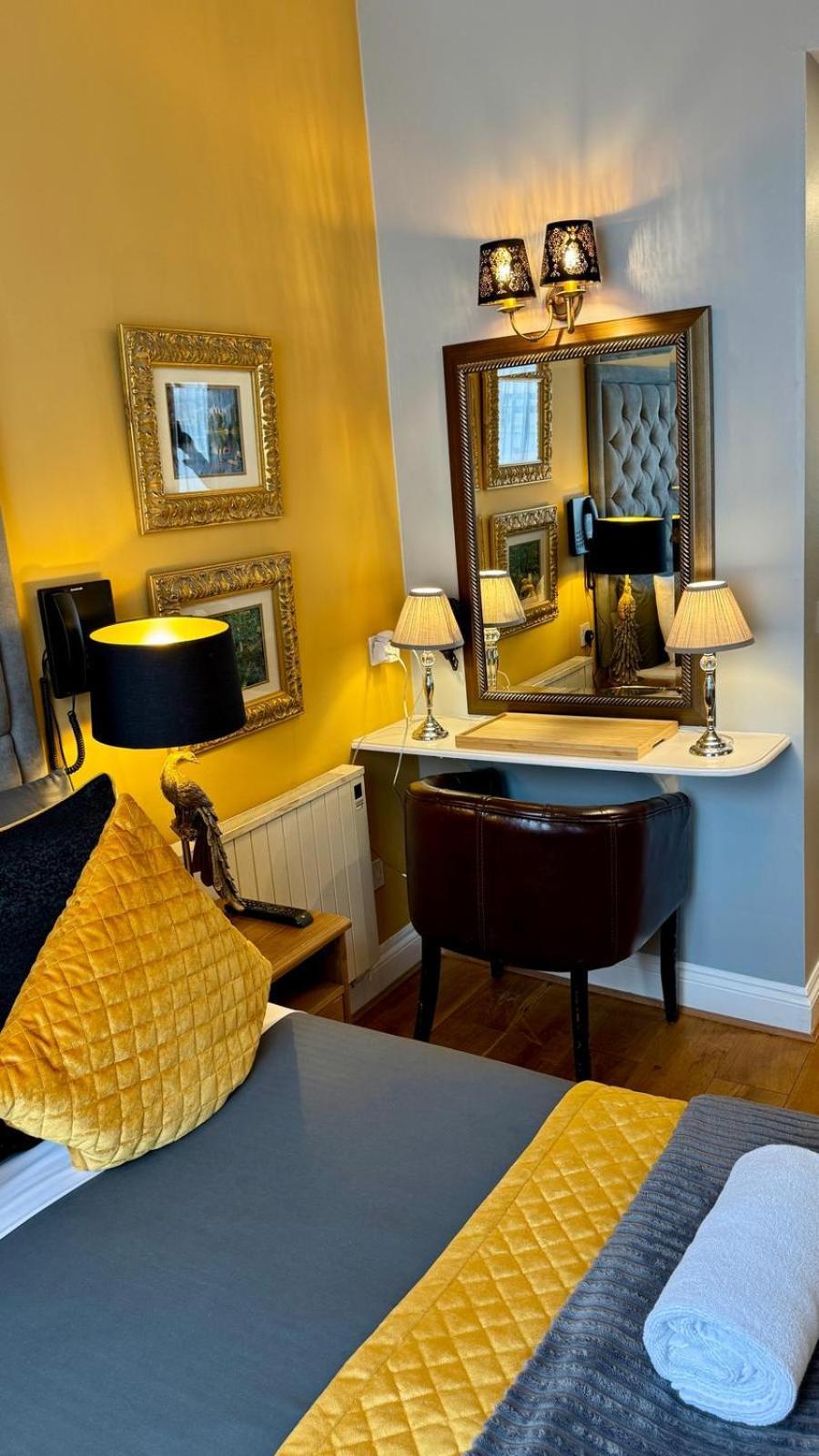 Piccolino Hyde Park Hotel Лондон Экстерьер фото