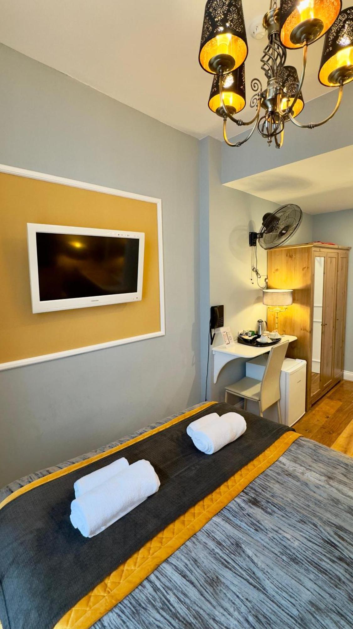 Piccolino Hyde Park Hotel Лондон Экстерьер фото